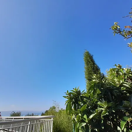 Appartement With Parking Space Brela, Makarska - 18417