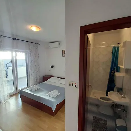 With Parking Space Brela, Makarska - 18417